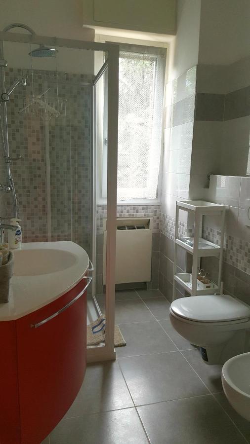 Апартаменты Maison Ebe Комо Экстерьер фото